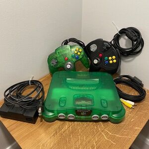 Nintendo 64 N64 Jungle Green Console & Controller with Extra Controller - TESTED